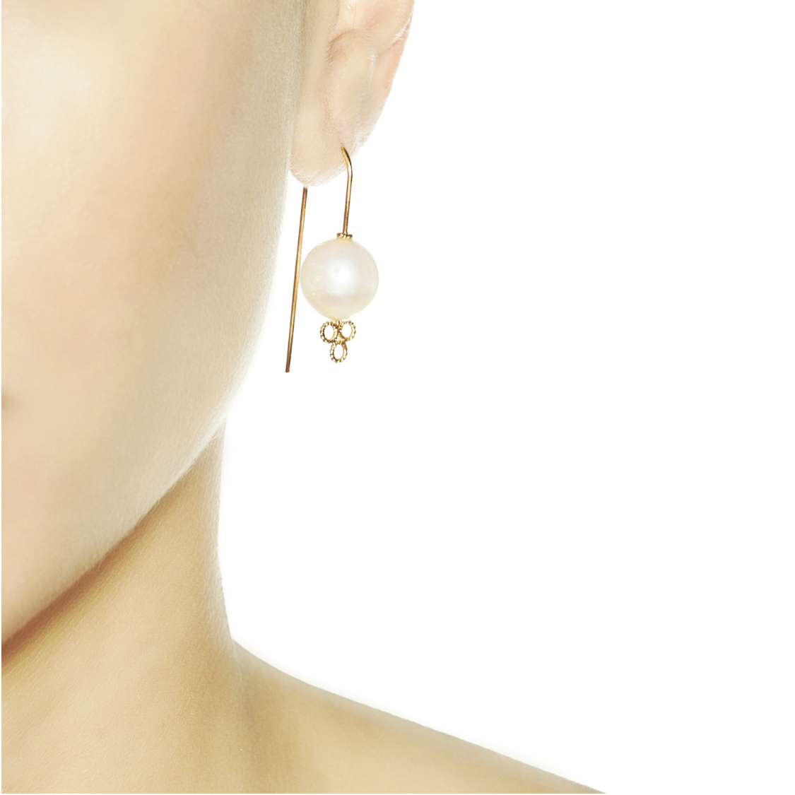 Small hooks with pearls - Christina Soubli Jewellery