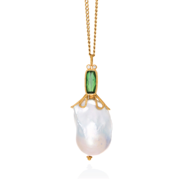 CS_18kt_bug_pendant_pearl_diamonds