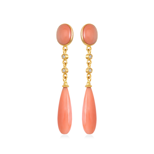 Drop Earrings with corals and diamonds