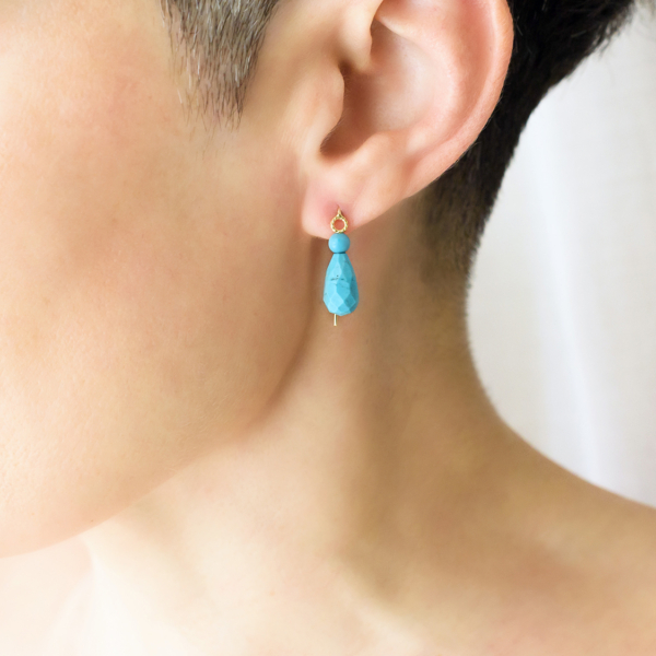 Small drop earrings with turquoise