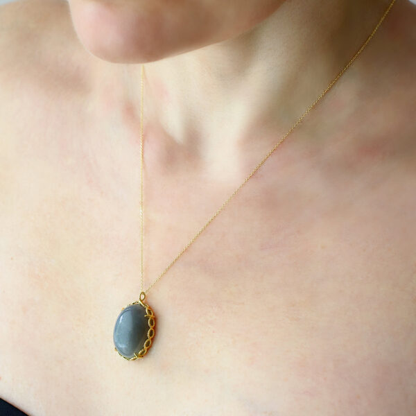 Tattoo pendant with moonstone LS