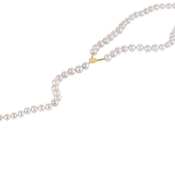 long pearl necklace